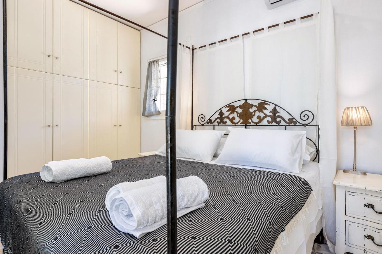 Daphne'S Lux Villa Paraspori  Exteriér fotografie